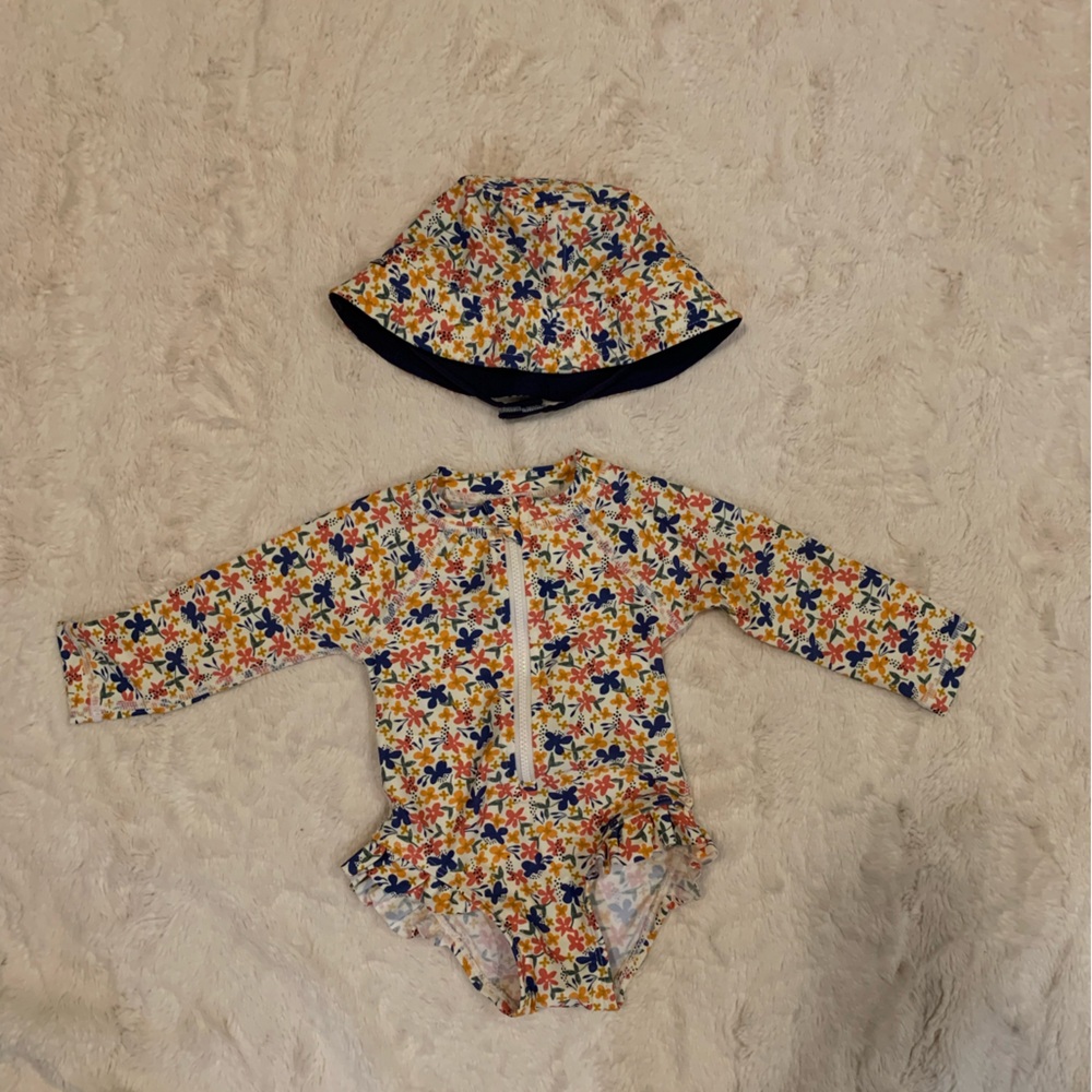 Baby one piece rash guard with matching hat